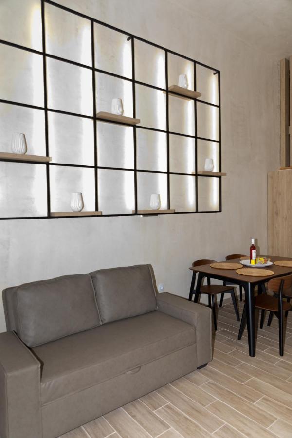 Remezzo Luxury Apartments Koróni Esterno foto